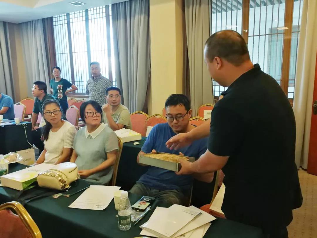 1536052114897645.jpg 微信圖片_20180904170010.jpg